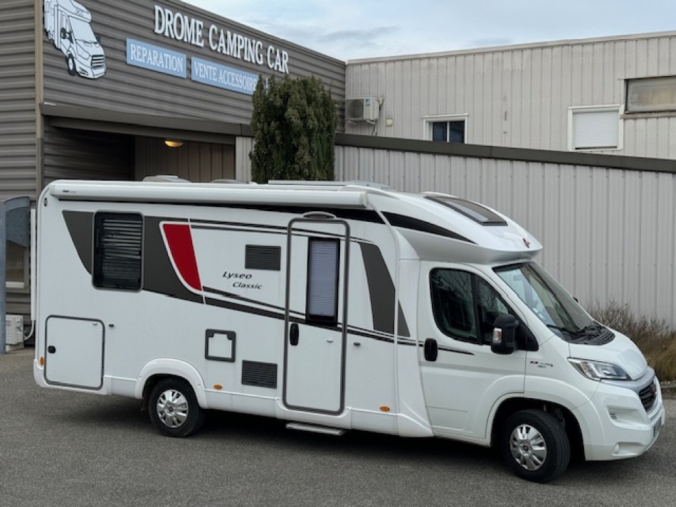 camping car BURSTNER  BT7004 LYSEO modèle 2019